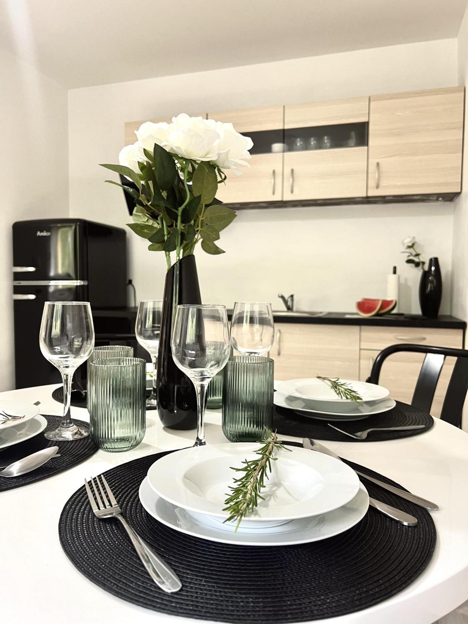 Apartmany New Forest Retreat - U Lesa, S Parkovanim, 300Mbit Internet Jeseník Eksteriør bilde